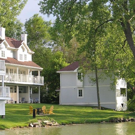 The French Country Inn Лейк Дженива Экстерьер фото
