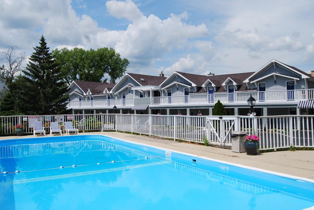 The French Country Inn Лейк Дженива Экстерьер фото